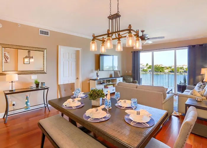 304 Bay Harbor * Clearwater Beach