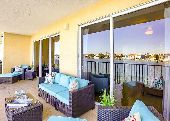 304 Bay Harbor * Clearwater Beach